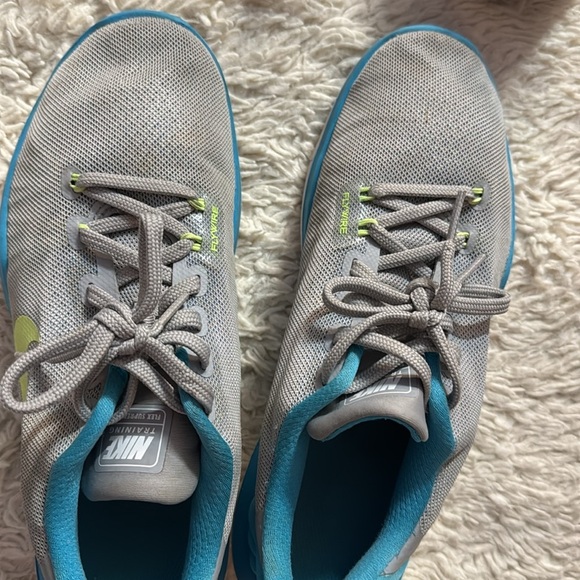 Nike Women's Flex Supreme TR 5 Cross Trainer Grey/Chlorine size 8.5 - Picture 15 of 16
